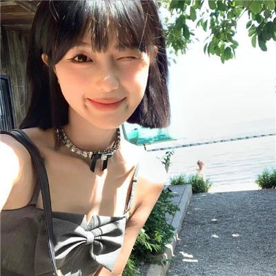 与谁共眠 海报